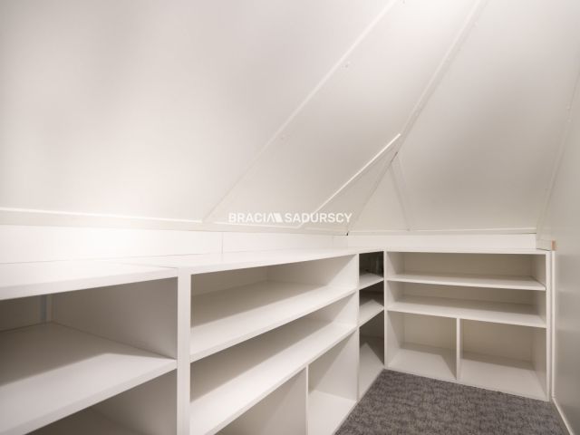 Mieszkanie 4-pokojowe Bochnia, ul. Kolejowa. Zdjęcie 12