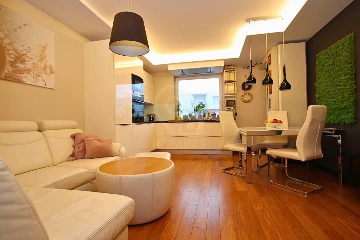 Mieszkanie 3-pokojowe Wrocław, ul. Henryka Michała Kamieńskiego. Zdjęcie 2