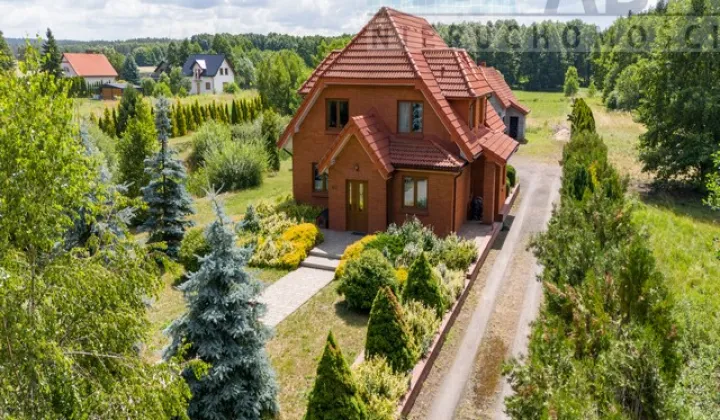 dom wolnostojący, 6 pokoi Żychlin, ul. Leśna