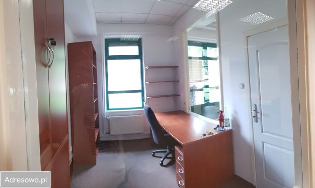 Lokal Kraków Żabiniec, ul. Feliksa Konecznego. Zdjęcie 1