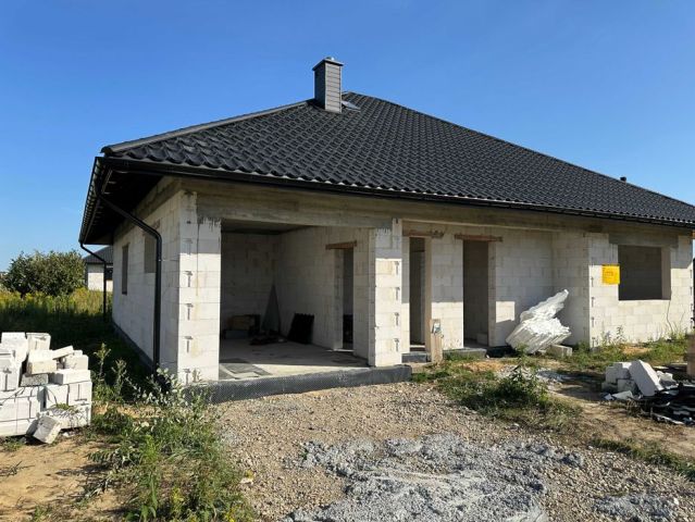 dom wolnostojący Tarnobrzeg, ul. Rubinowa. Zdjęcie 1