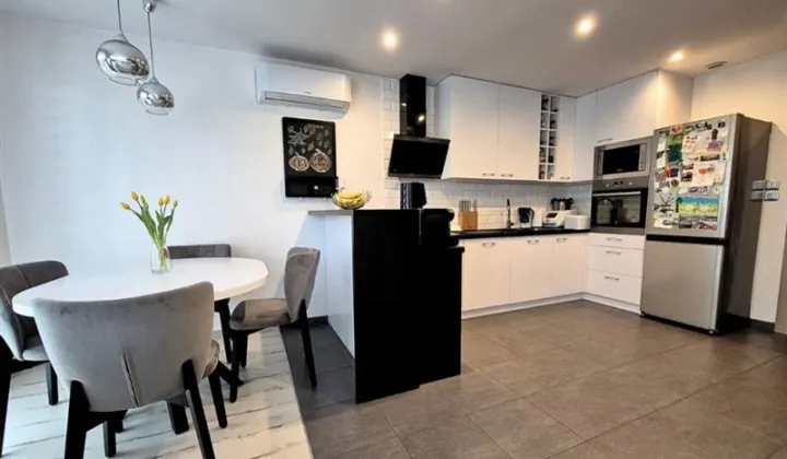 Mieszkanie 4-pokojowe Wrocław Lipa Piotrowska, ul. Bazyliowa