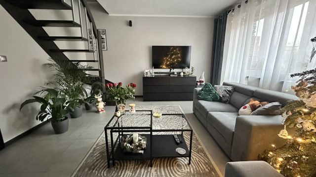 Mieszkanie 4-pokojowe Kraków Nowa Huta, ul. Kantorowicka. Zdjęcie 1