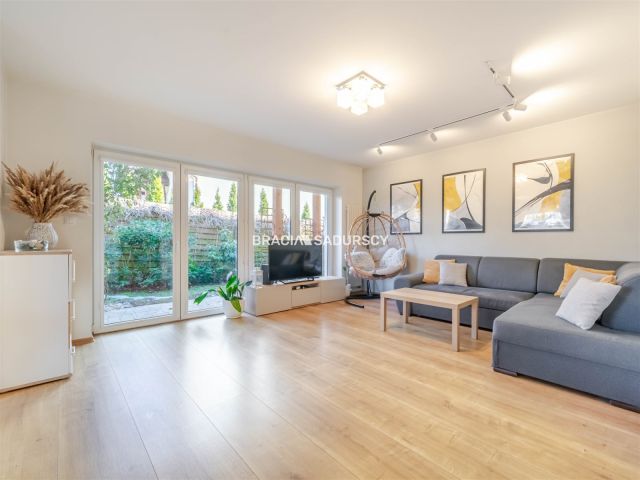 bliźniak, 4 pokoje Kraków Swoszowice. Zdjęcie 1