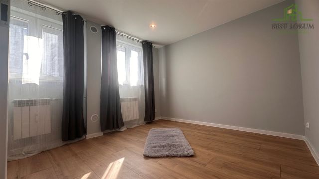 Mieszkanie 3-pokojowe Kielce Centrum, ul. bp. Czesława Kaczmarka. Zdjęcie 2