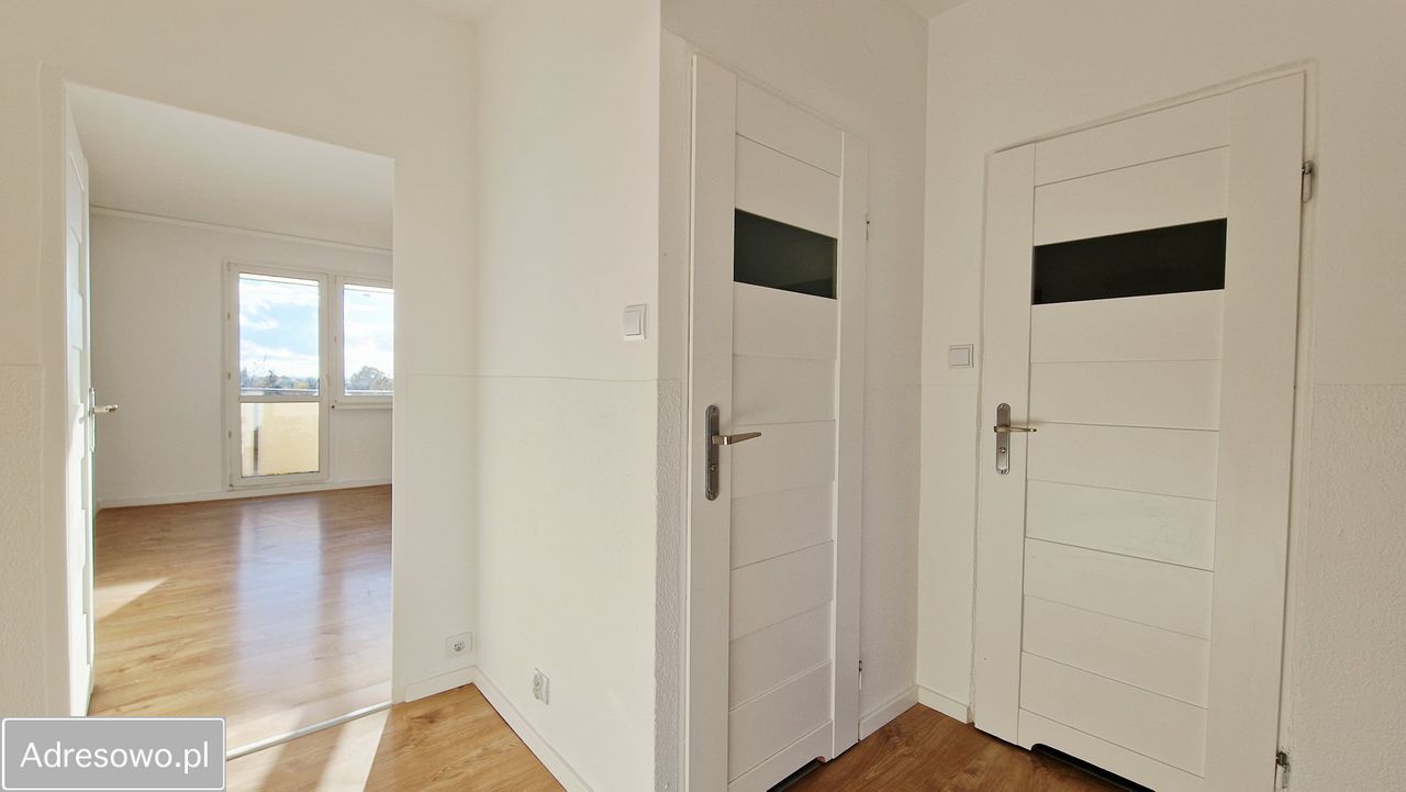 Mieszkanie 3-pokojowe Chełmża, ul. ks. Stefana Wincentego Frelichowskiego. Zdjęcie 2