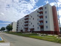 Mieszkanie 4-pokojowe Dzierżoniów, ul. Janusza Korczaka. Zdjęcie 2