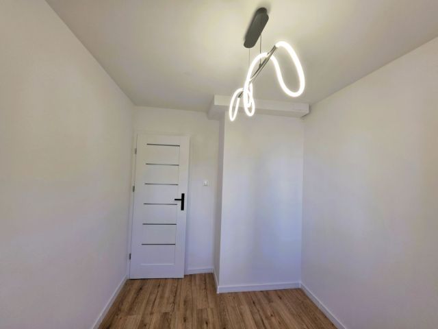 Mieszkanie 3-pokojowe Wałbrzych Podzamcze. Zdjęcie 5