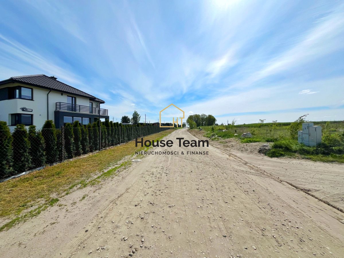 Działka budowlana Stronno. Zdjęcie 3