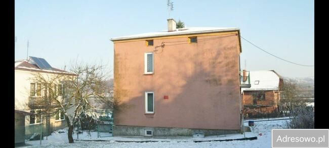 dom wolnostojący, 4 pokoje Miechów, os. Kolejowe. Zdjęcie 1