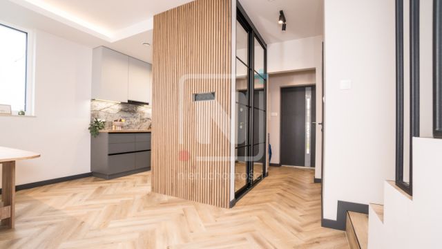 bliźniak, 5 pokoi Sękocin Stary, ul. Rolna. Zdjęcie 10