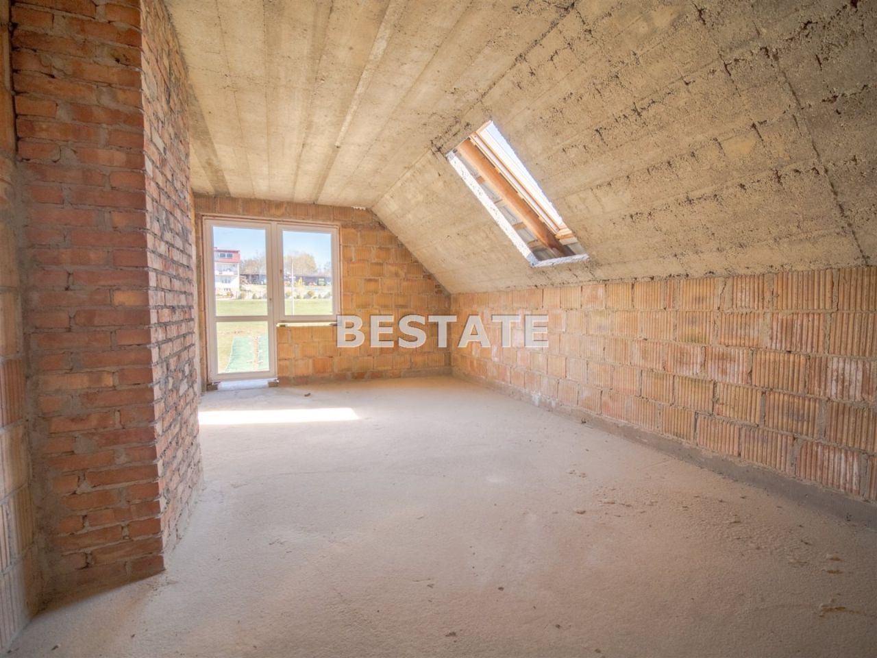 dom wolnostojący, 5 pokoi Zwiernik. Zdjęcie 8