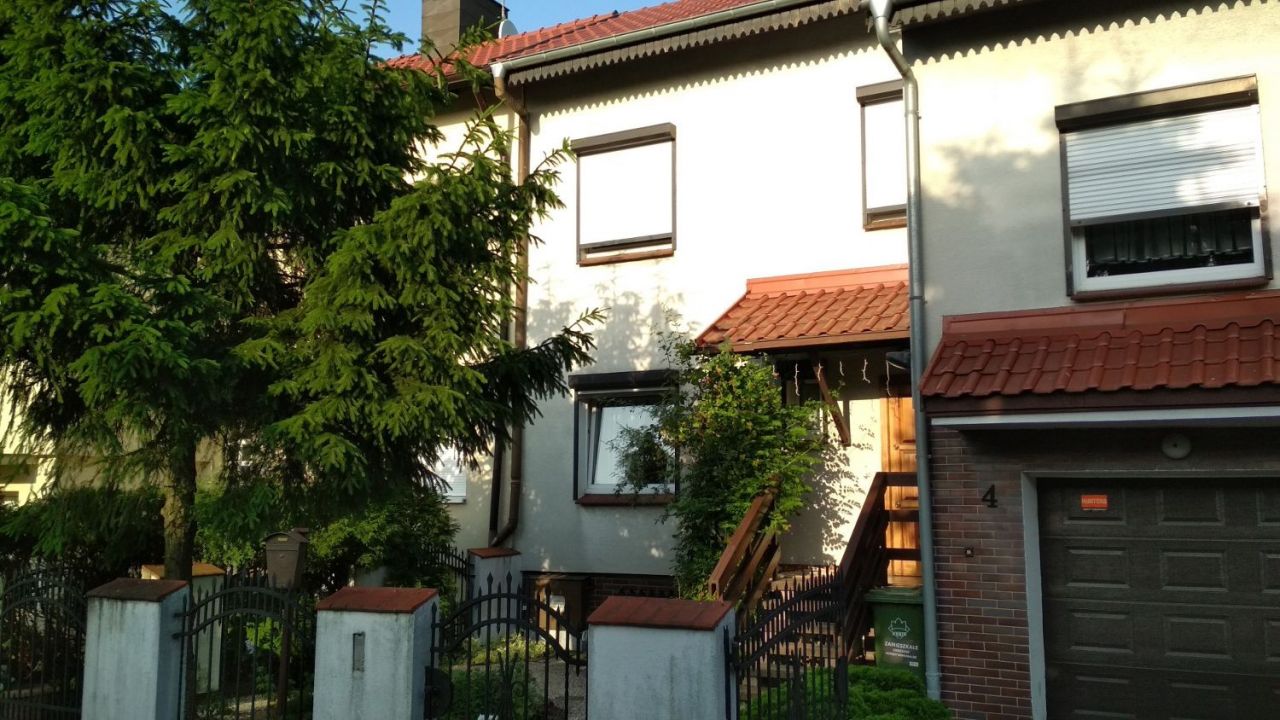 dom wolnostojący, 7 pokoi Gniezno Dalki, ul. Słowiańska