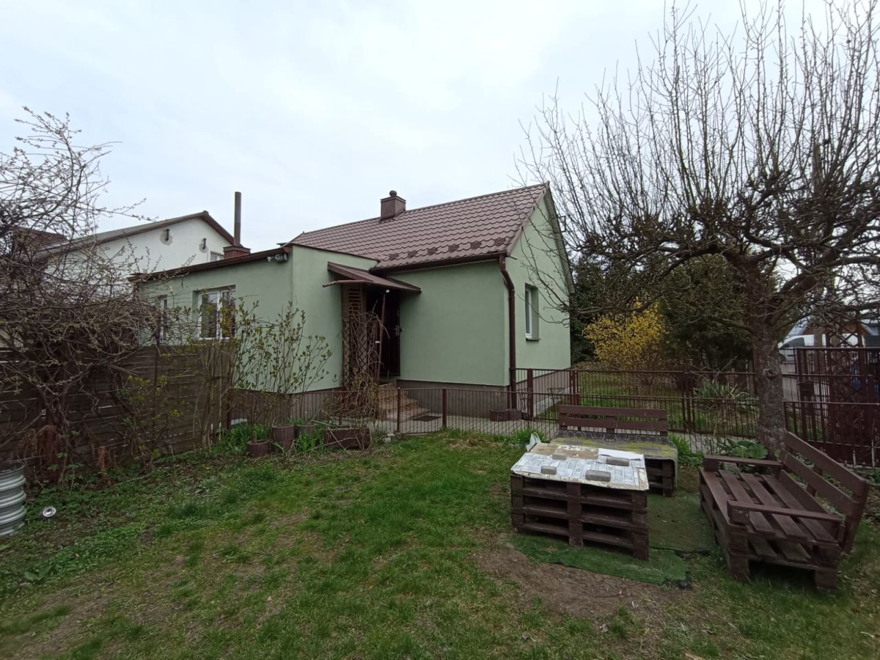 dom wolnostojący, 3 pokoje Ostrowiec Świętokrzyski Gutwin, ul. Siennieńska. Zdjęcie 3