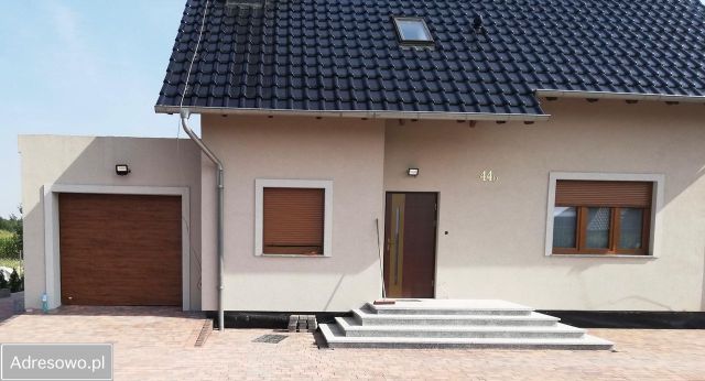 dom wolnostojący, 5 pokoi Karczów, ul. Szkolna. Zdjęcie 1