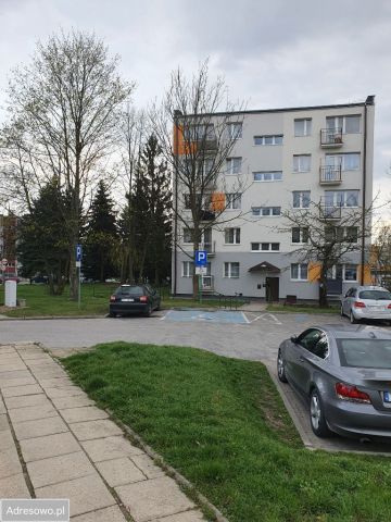 Mieszkanie 3-pokojowe Starachowice Centrum, ul. Wojska Polskiego. Zdjęcie 1