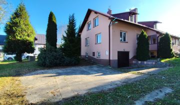 dom wolnostojący, 8 pokoi Mogielnica Środek