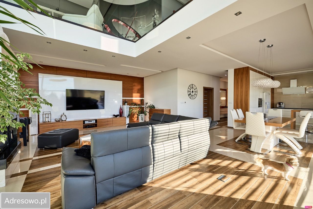 dom wolnostojący, 5 pokoi Tomaszkowo. Zdjęcie 3