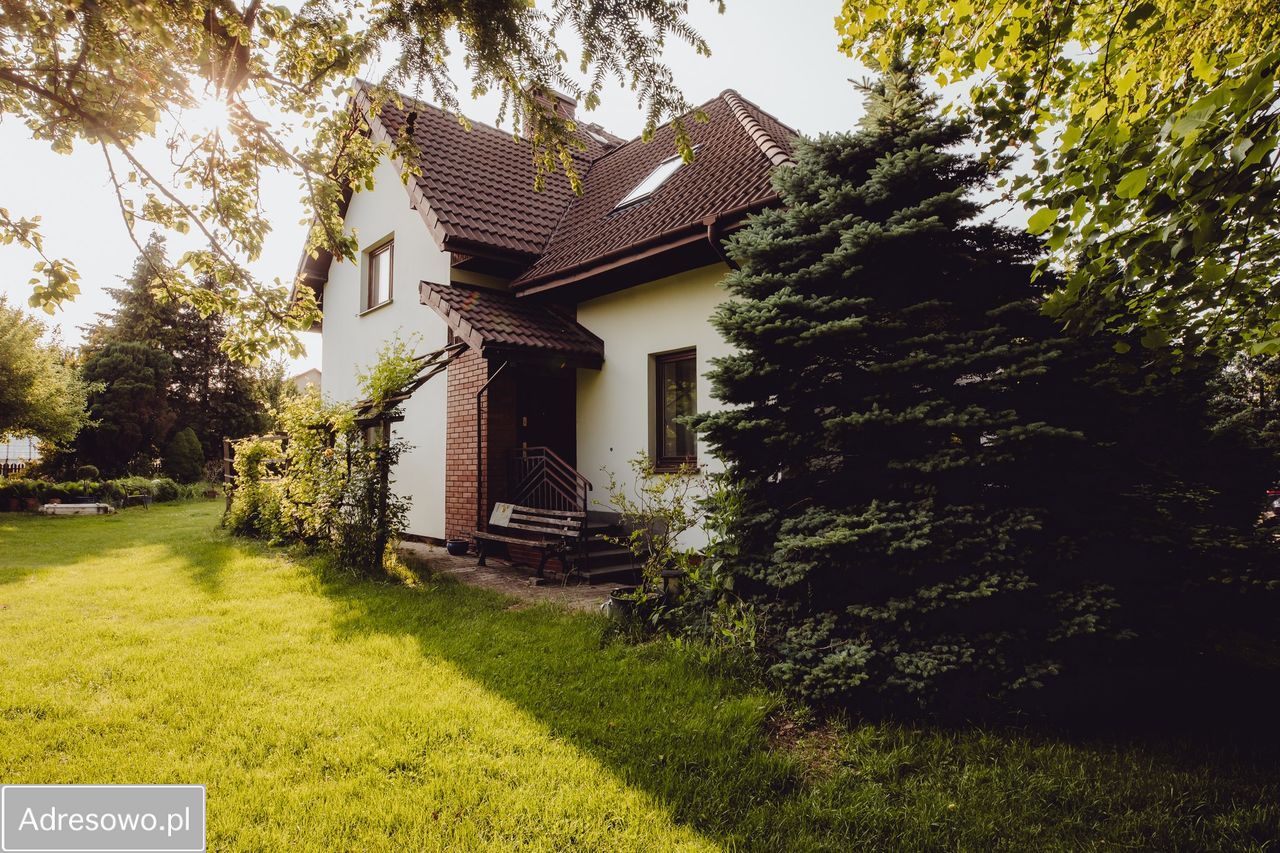 dom wolnostojący, 9 pokoi Konopnica. Zdjęcie 15