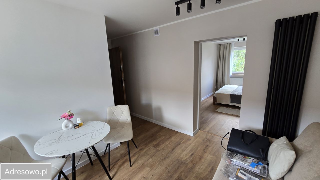 Mieszkanie 2-pokojowe Zabrze Mikulczyce, ul. Stefana Żeromskiego. Zdjęcie 4