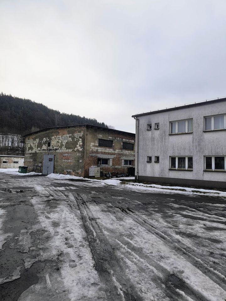 Hala/magazyn Szczawne, Szczawne