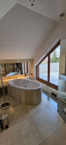 dom wolnostojący, 6 pokoi Smolec. Zdjęcie 9