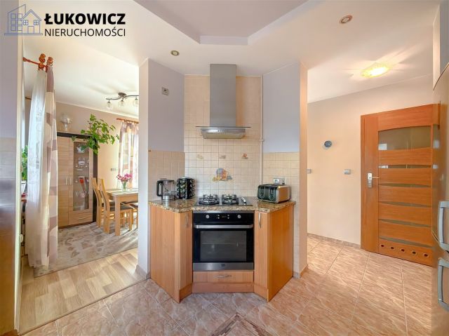 dom wolnostojący, 5 pokoi Kozy. Zdjęcie 15