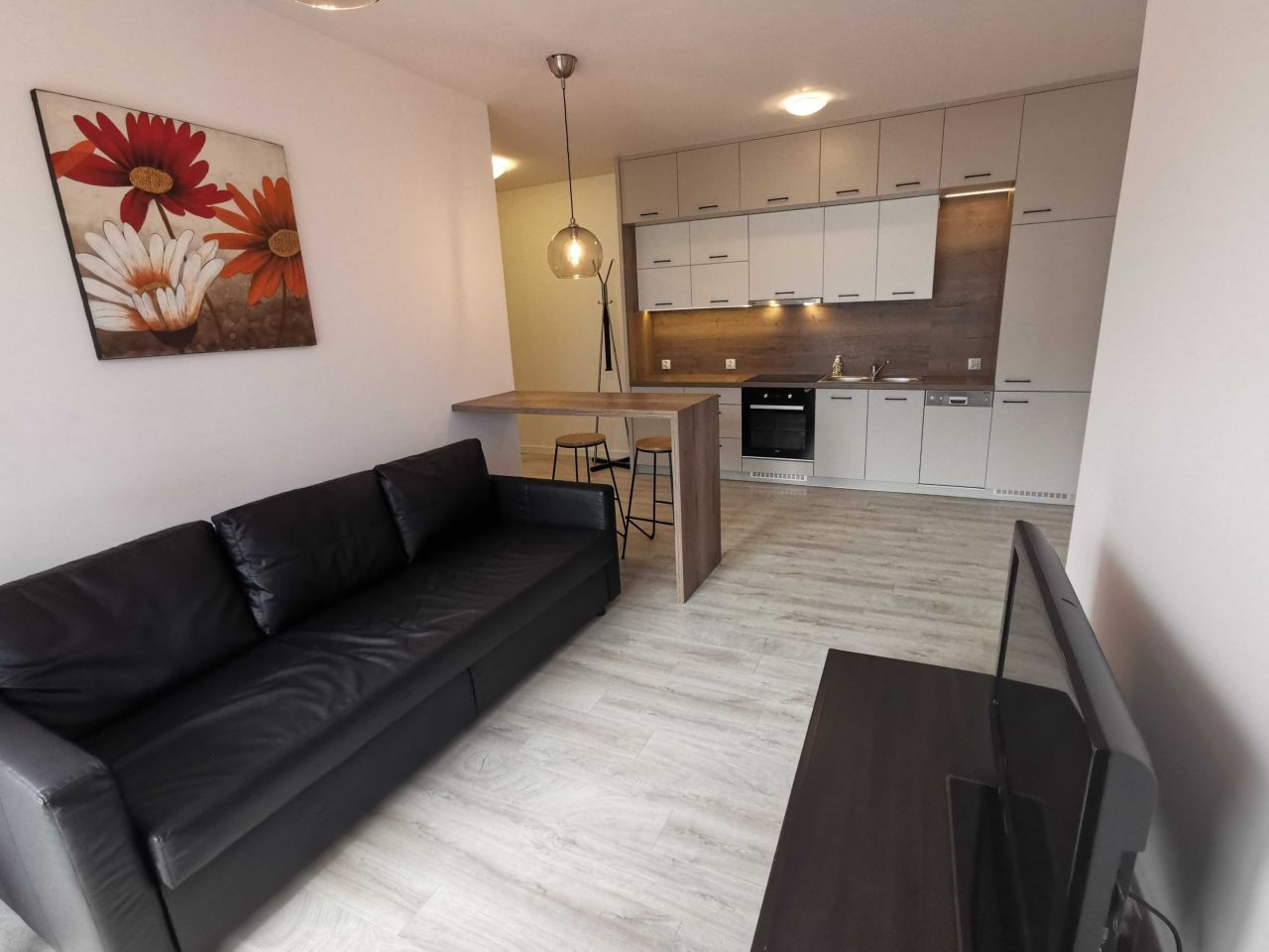 Mieszkanie 3-pokojowe Tarnów, ul. Generała Tadeusza Bora-Komorowskiego