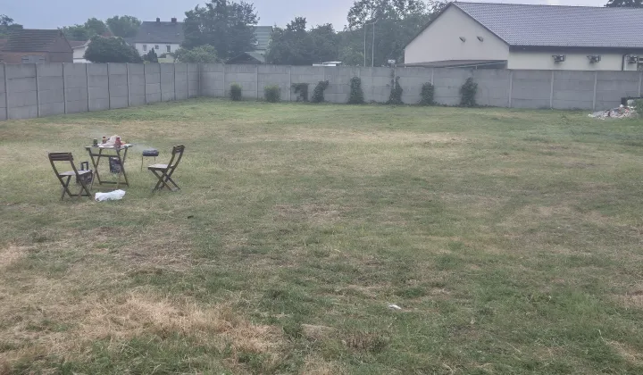 Działka inwestycyjna Smardzewo