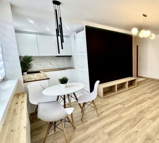 Mieszkanie 1-pokojowe Zabrze Centrum, ul. Jana III Sobieskiego. Zdjęcie 1