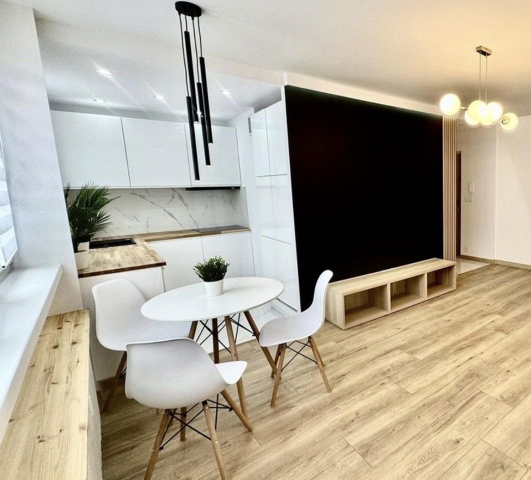 Mieszkanie 1-pokojowe Zabrze Centrum, ul. Jana III Sobieskiego. Zdjęcie 1