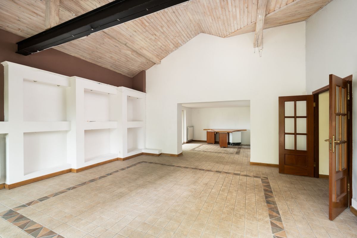 dom wolnostojący, 12 pokoi Tłuste. Zdjęcie 15