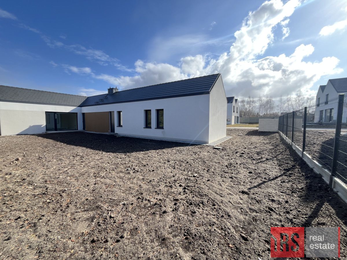 bliźniak, 4 pokoje Zieleniewo. Zdjęcie 2