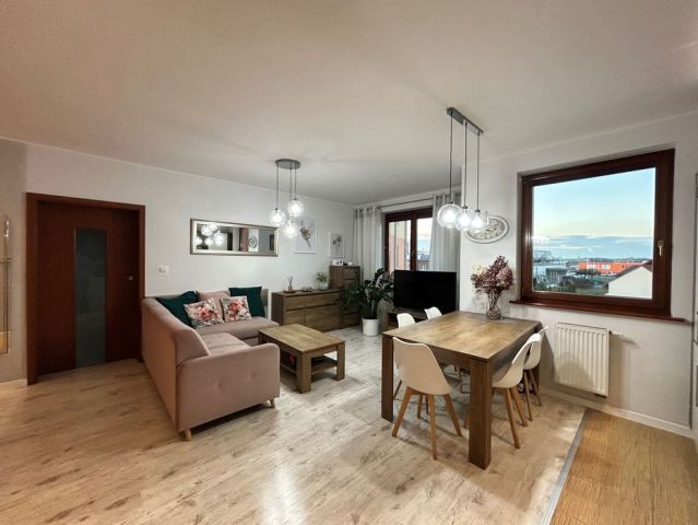 Mieszkanie 3-pokojowe Lubin. Zdjęcie 1