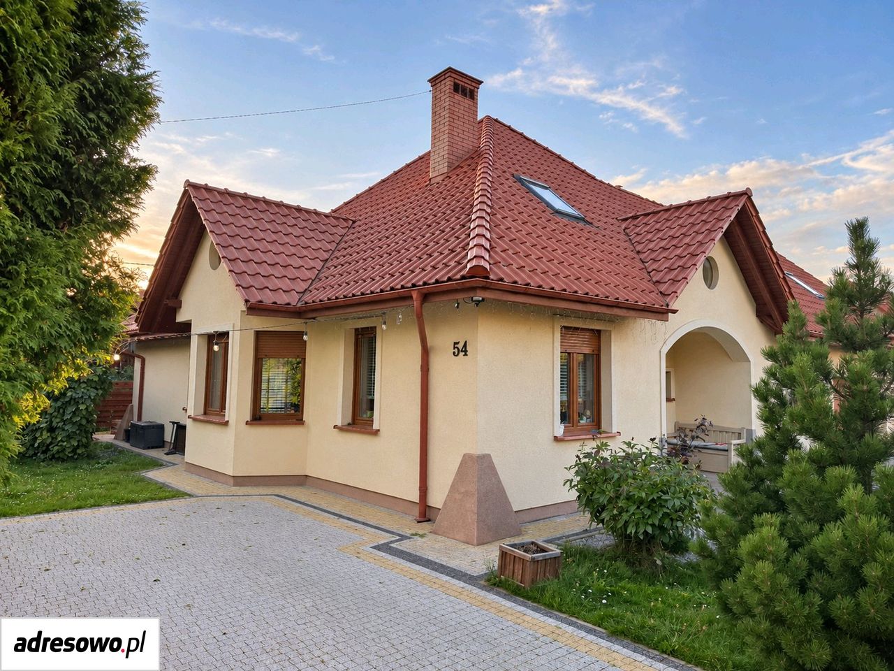 Dom na sprzedaż bez pośredników          
          
            ul. Staroniwska          
          
            Rzeszów Staroniwa