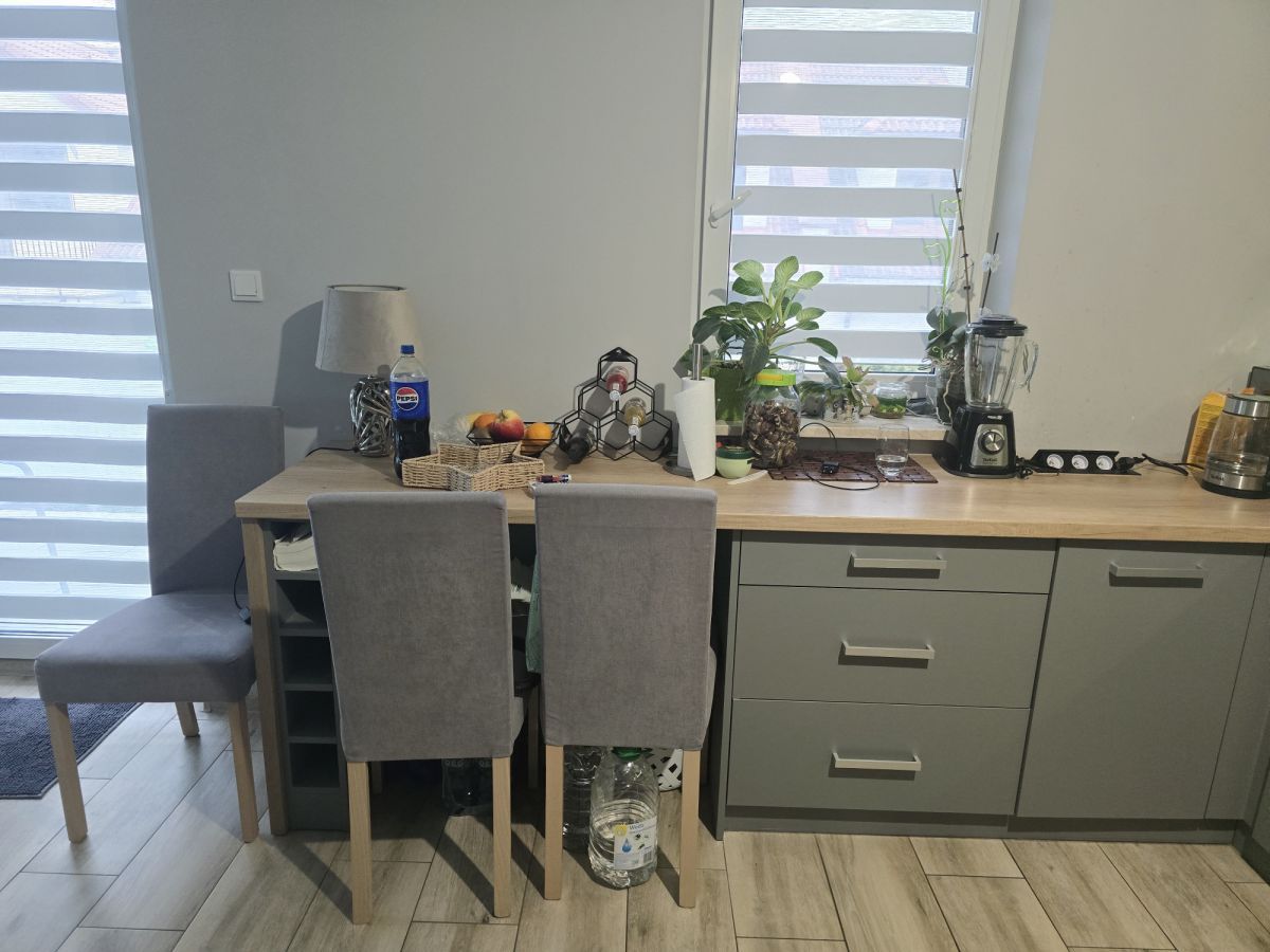 Mieszkanie 6-pokojowe Marki. Zdjęcie 6