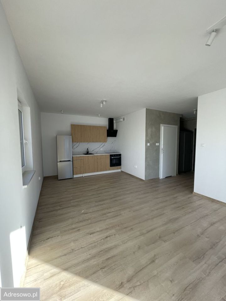 Mieszkanie 2-pokojowe Piaseczno. Zdjęcie 3