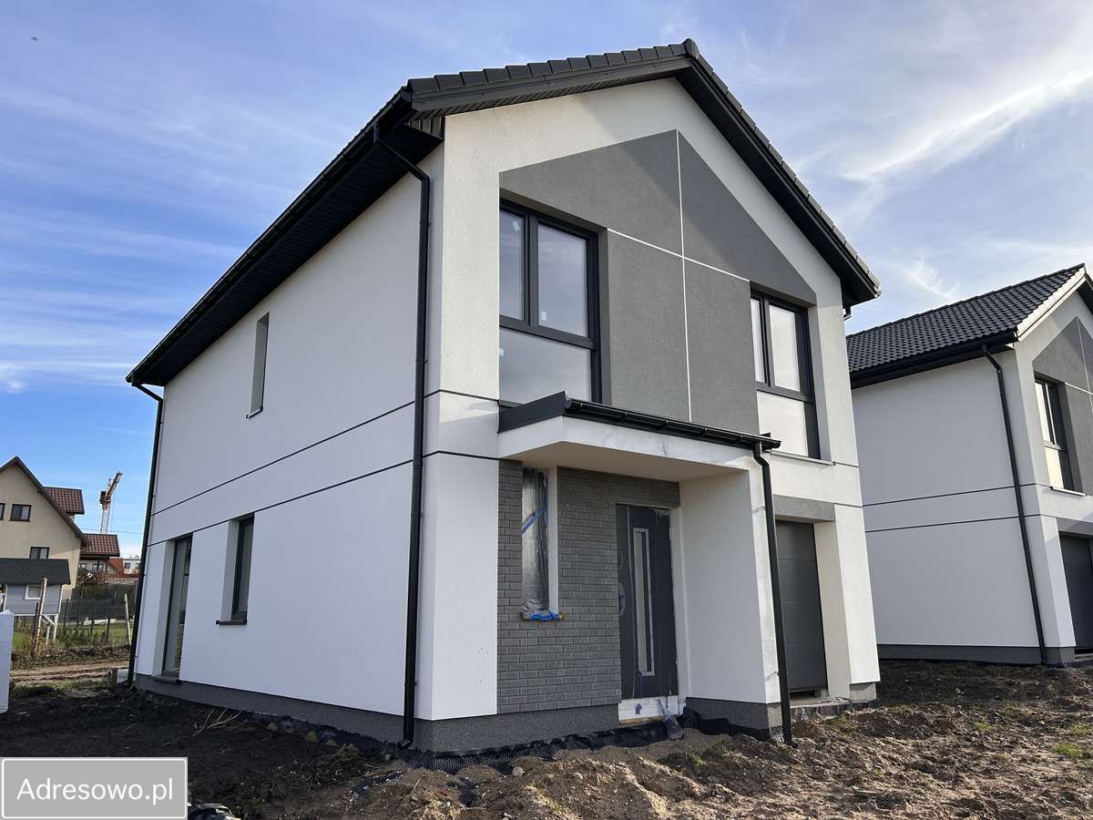 dom wolnostojący, 5 pokoi Fasty