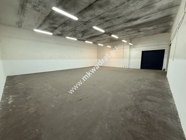 Hala/magazyn Falenty Nowe. Zdjęcie 2