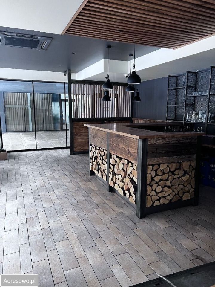 Lokal Katowice Kostuchna, ul. Arkadiusza Puchały. Zdjęcie 3