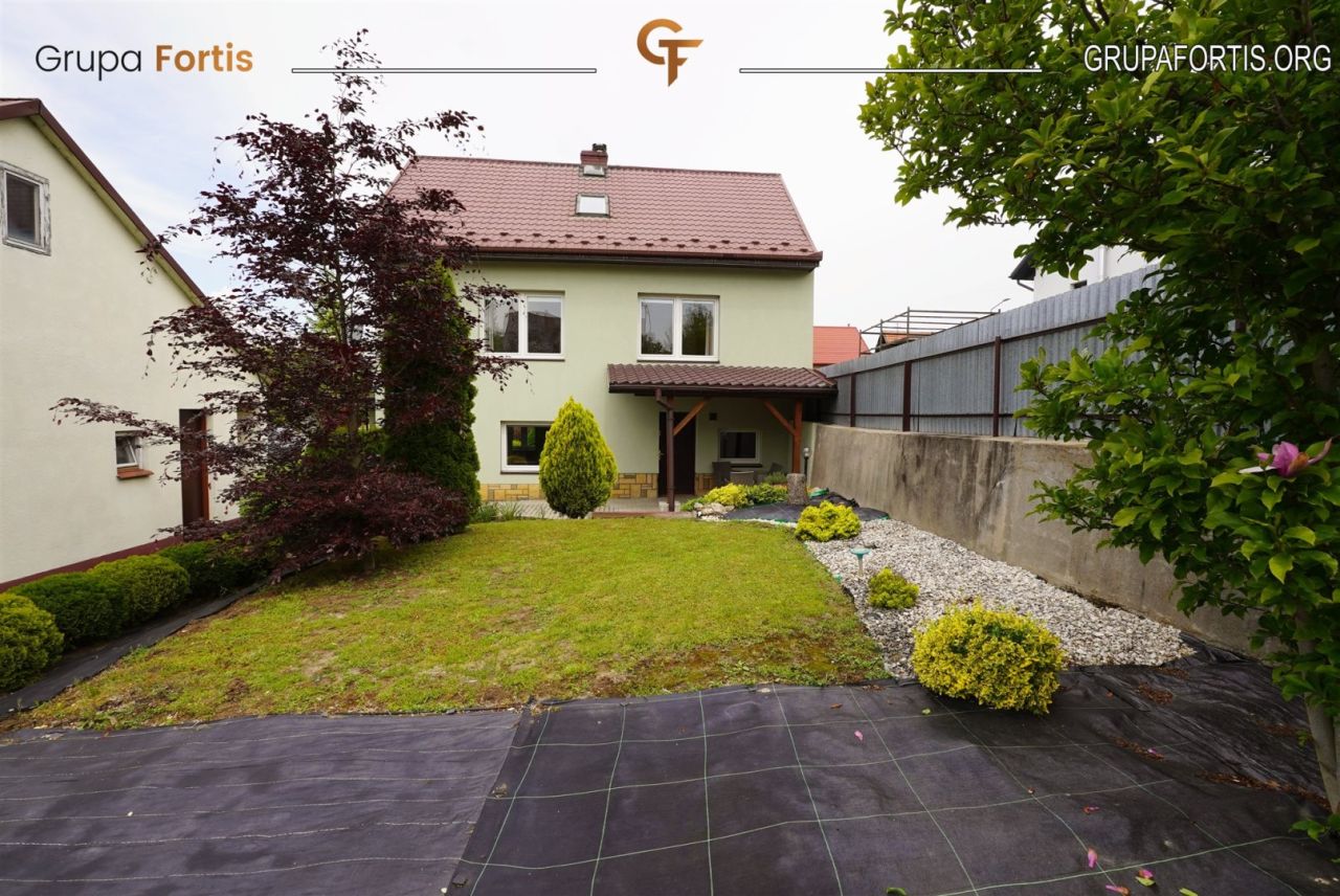 dom wolnostojący, 7 pokoi Kazimierza Wielka, ul. Krakowska. Zdjęcie 26