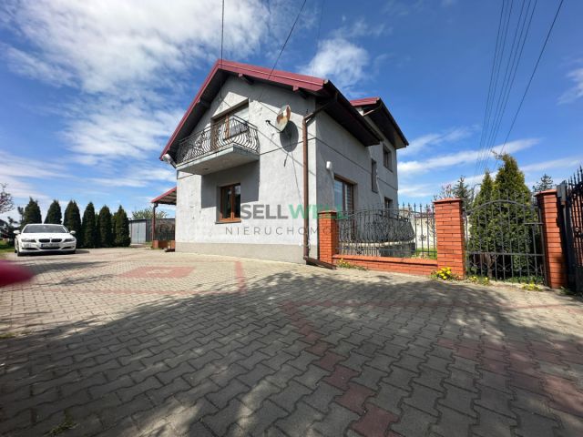 dom wolnostojący, 5 pokoi Łódź Górna, ul. Bronisin. Zdjęcie 1