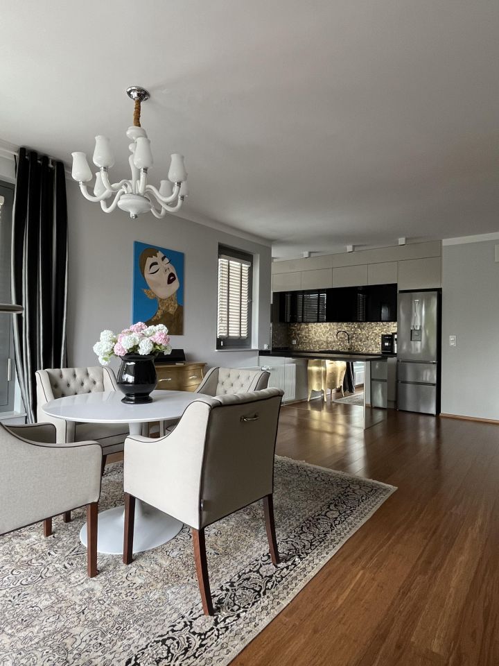 Mieszkanie 3-pokojowe Gdynia Śródmieście, ul. Obrońców Wybrzeża. Zdjęcie 9