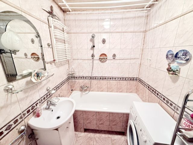 Mieszkanie 2-pokojowe Kielce, Jana Nowaka-Jeziorańskiego. Zdjęcie 3