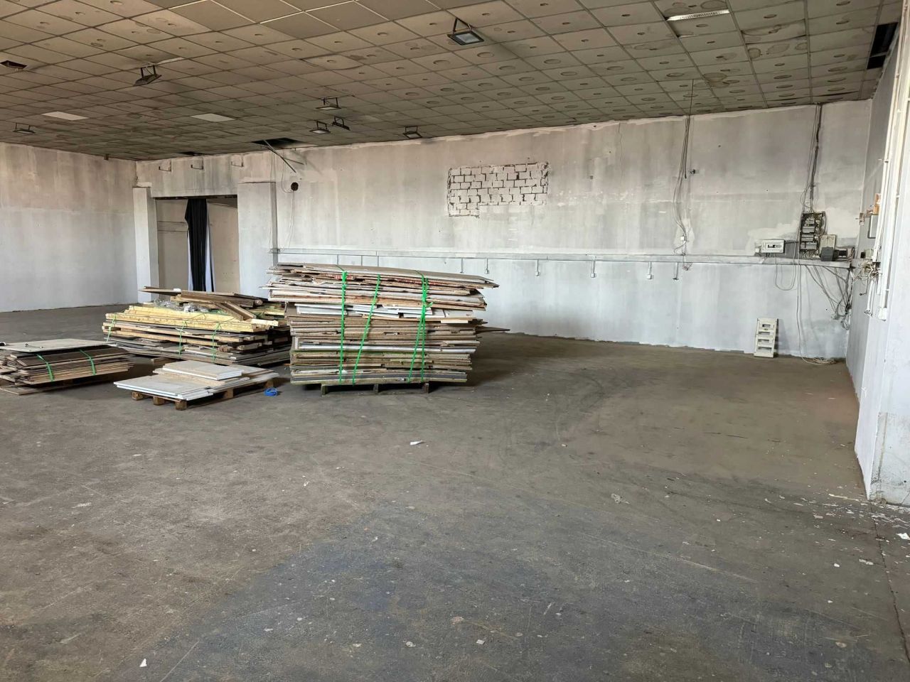 Hala/magazyn Luboń. Zdjęcie 5