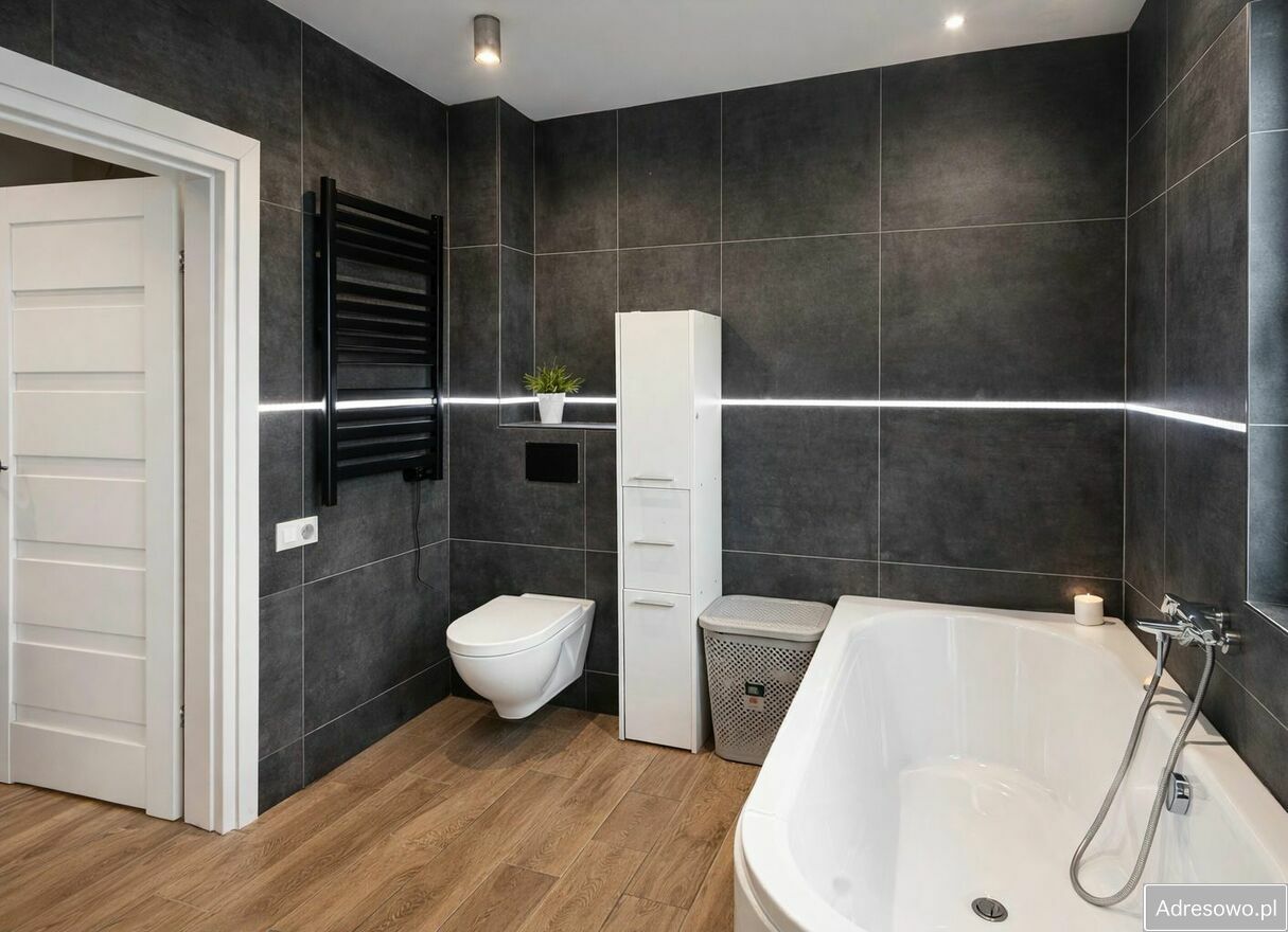 dom wolnostojący, 4 pokoje Sienno. Zdjęcie 11