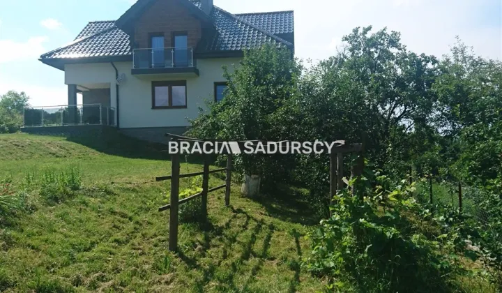 dom wolnostojący, 7 pokoi Myślenice Górne Przedmieście