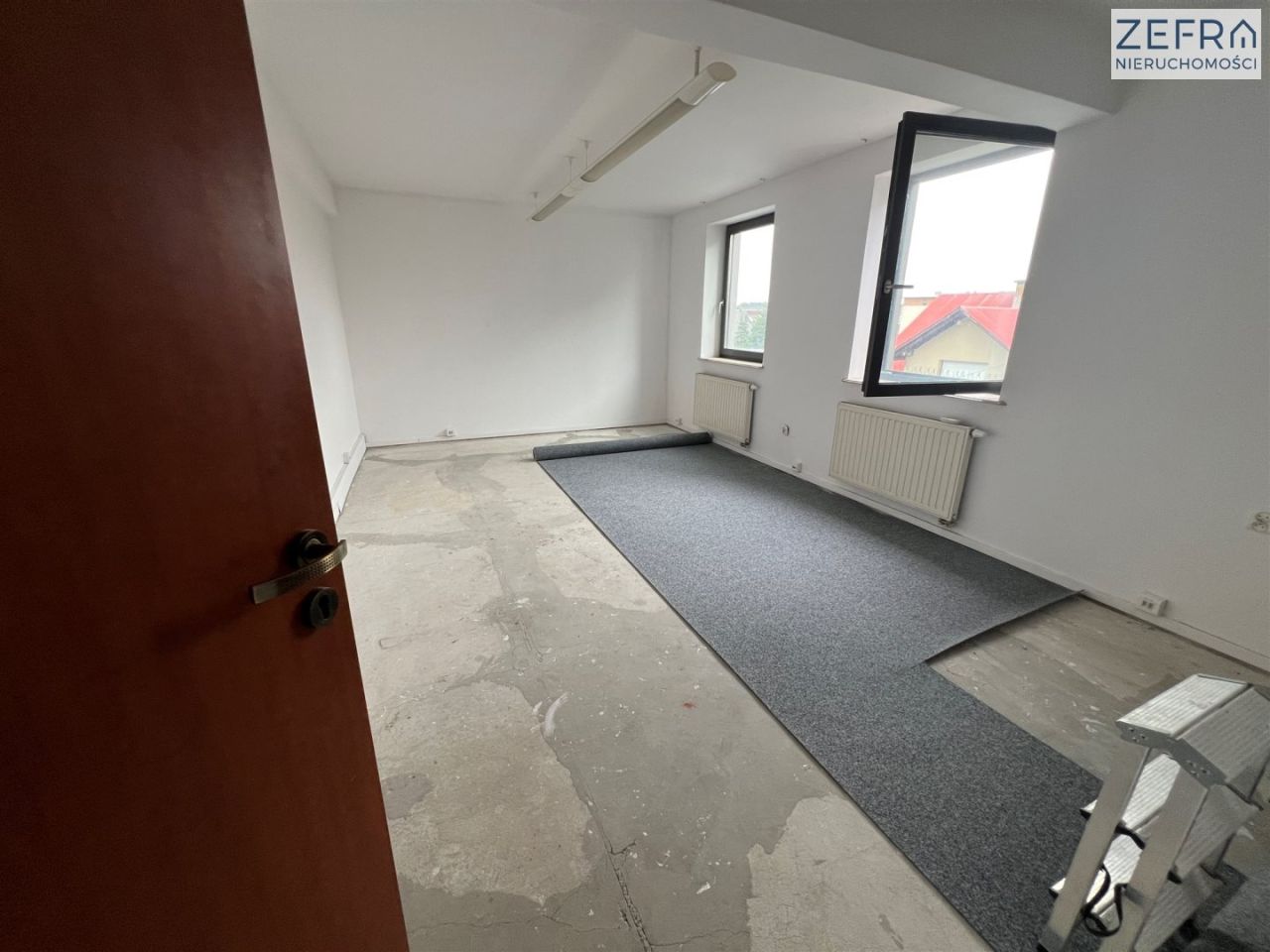 Biuro Kraków Prądnik Biały, ul. Henryka Pachońskiego. Zdjęcie 5