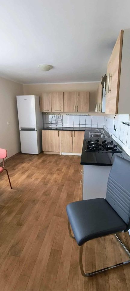 Mieszkanie 3-pokojowe Somonino. Zdjęcie 3