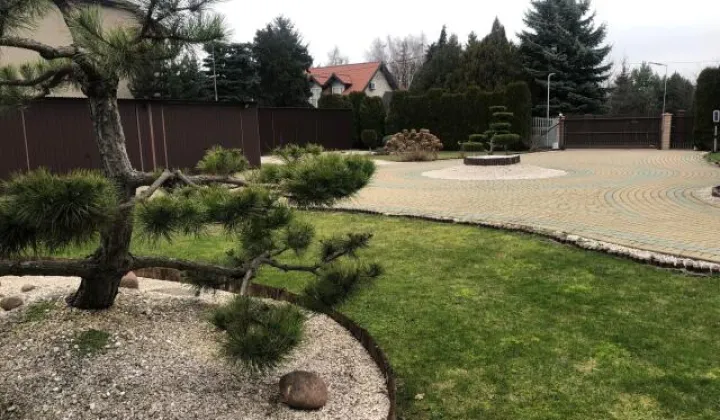 dom wolnostojący, 5 pokoi Błonie